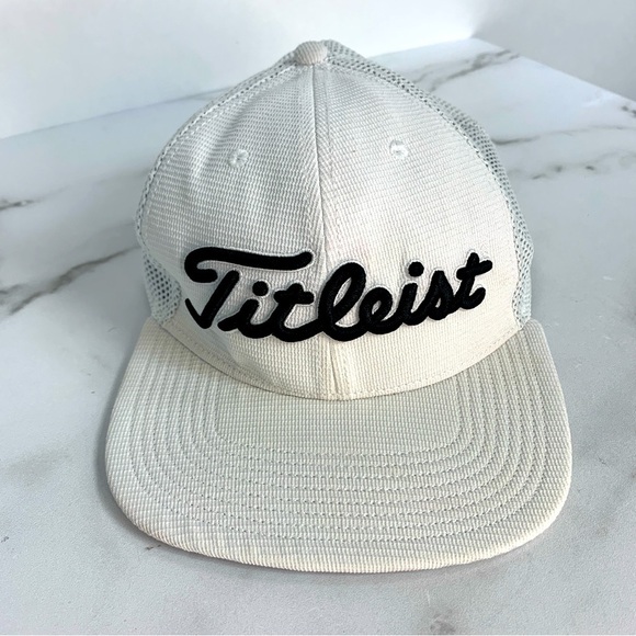 Titleist Golf White Trucker Adjustable Mesh Breathable Hat Cap - Picture 1 of 7